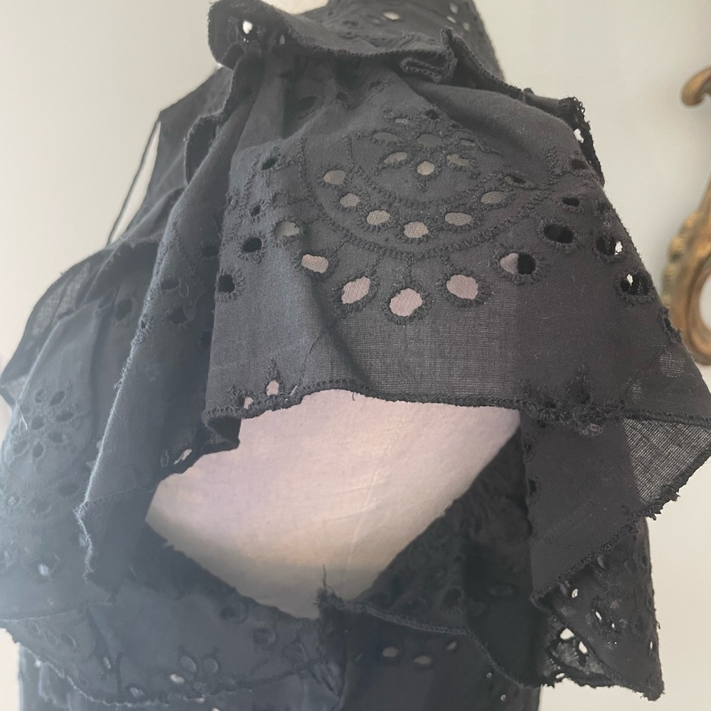 Nicole Miller Artelier Embroidered Eyelet Flutter Sleeve Top - Picture 6 of 16